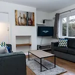 Relaxation By Olauda Sa - 3 Bed House With Free Parking